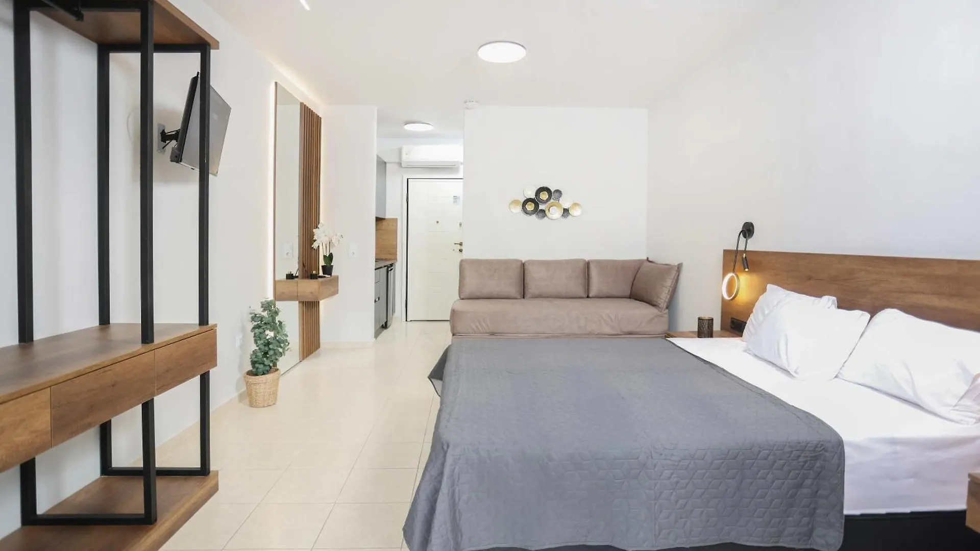 Danae Comfort Living Pefkochori 0*,