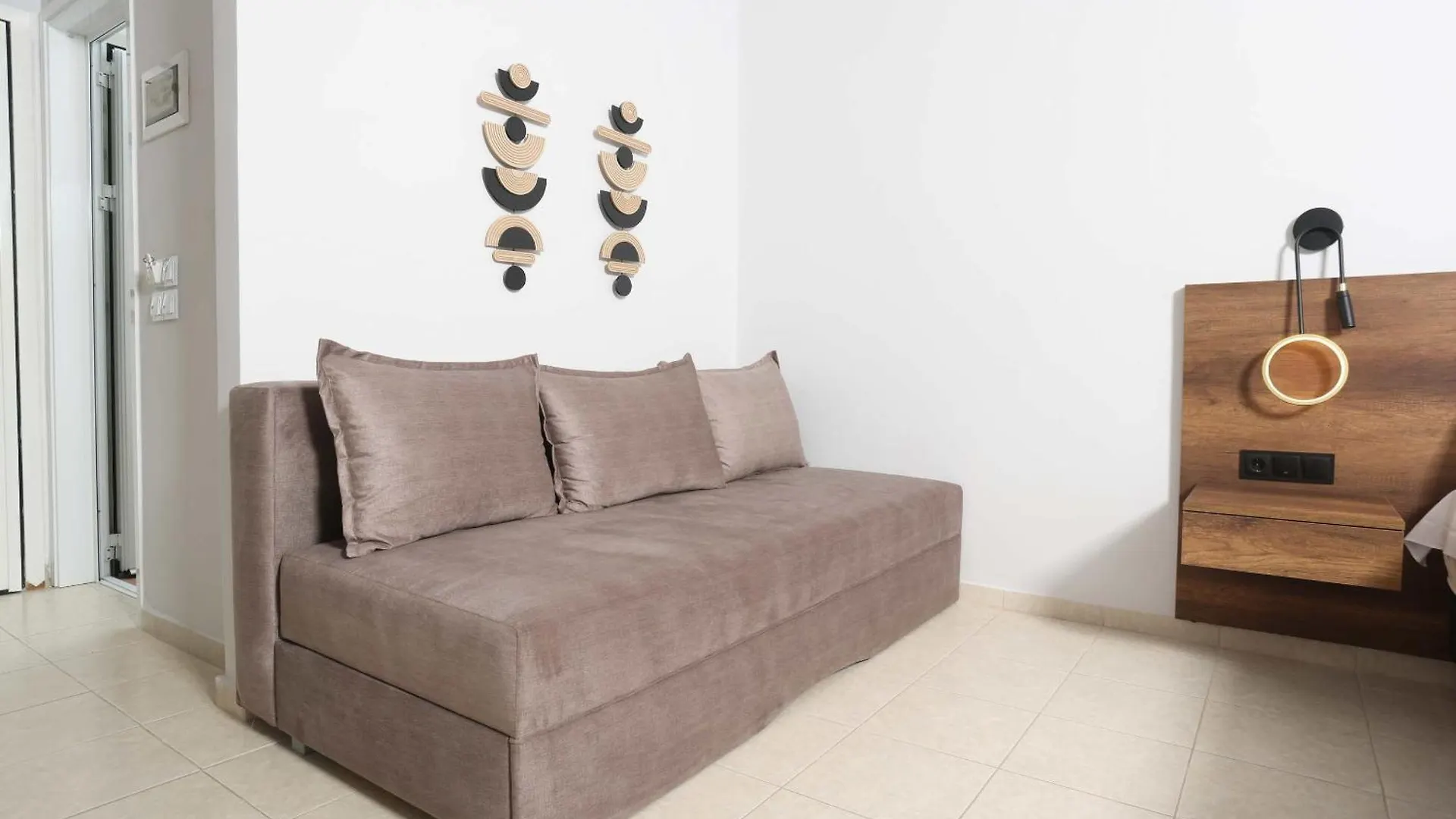 Danae Comfort Living Pefkochori Apartment